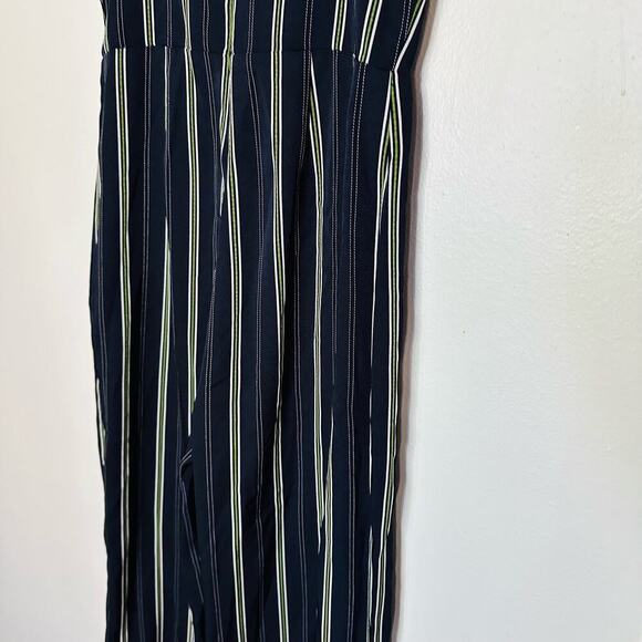 Cupcakes and Cashmere Dark Black White Avery Spaghetti Strap Jumpsuit Size 2 - Picture 9 of 11